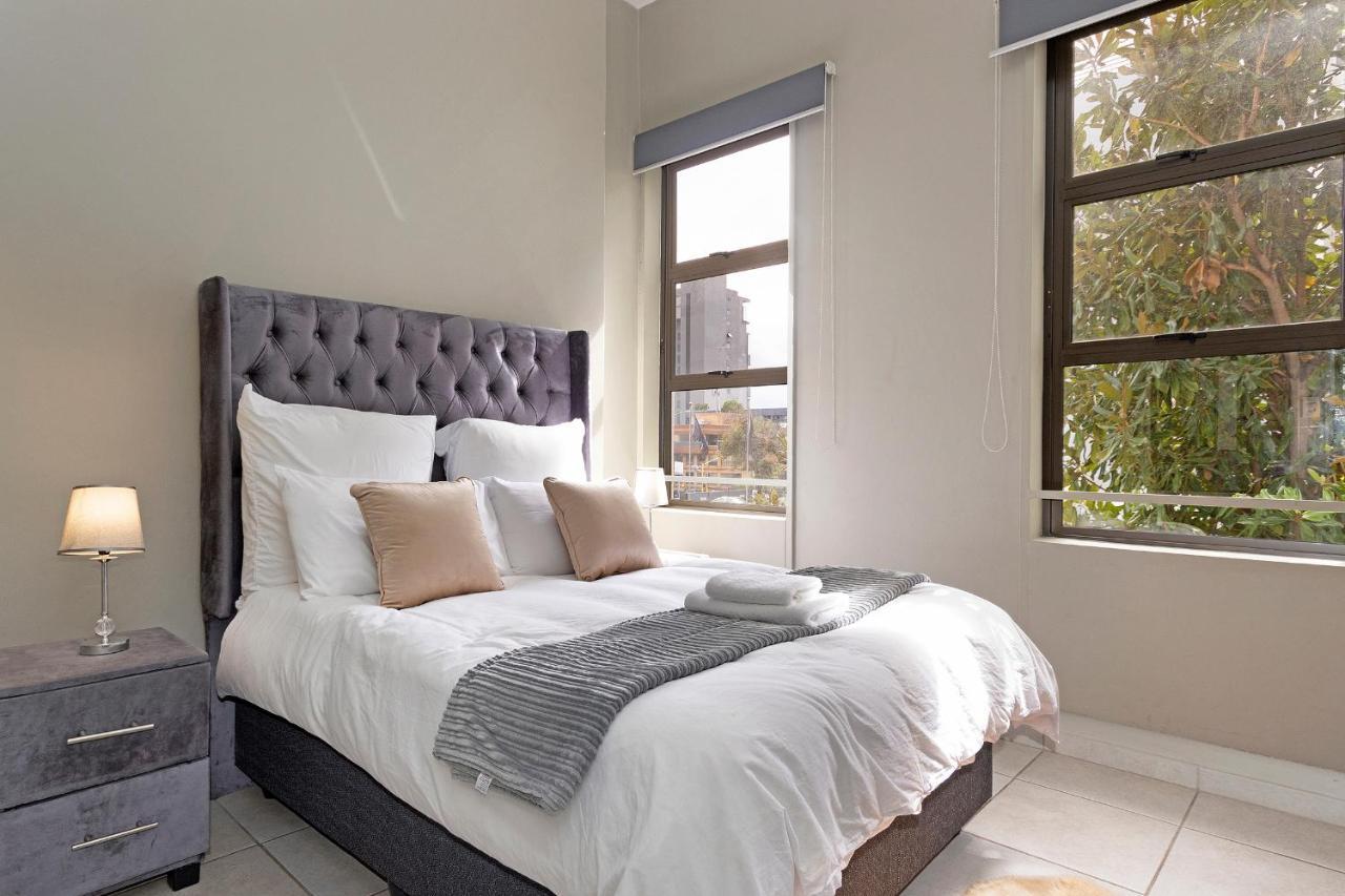 Urban Oasis Apartments At The Bolton Johannesburg Esterno foto