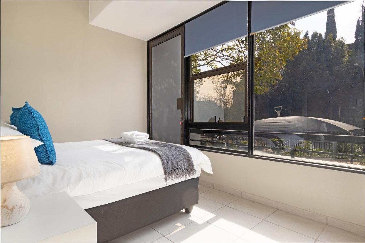 Urban Oasis Apartments At The Bolton Johannesburg Esterno foto